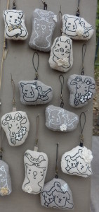 ぶら下がるストラップ